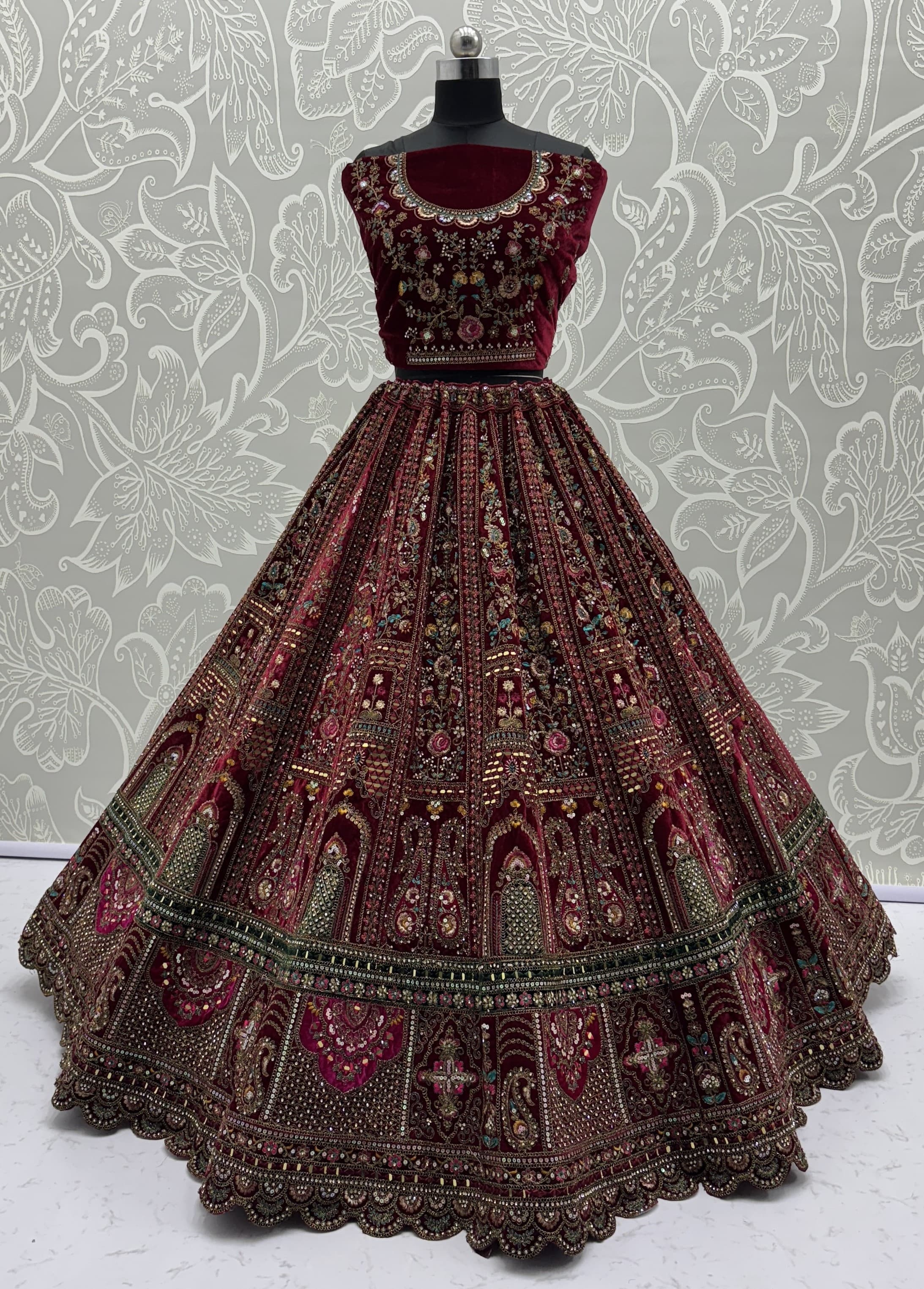 Gracious Heavy Dupatta And Hand Mirror Crafted Bridal Lehenga Choli 